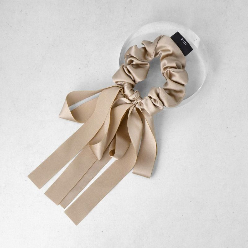 シュシュ kati シルク リボン ベージュ ヘアゴム ヘアポニー – OSEWAYA