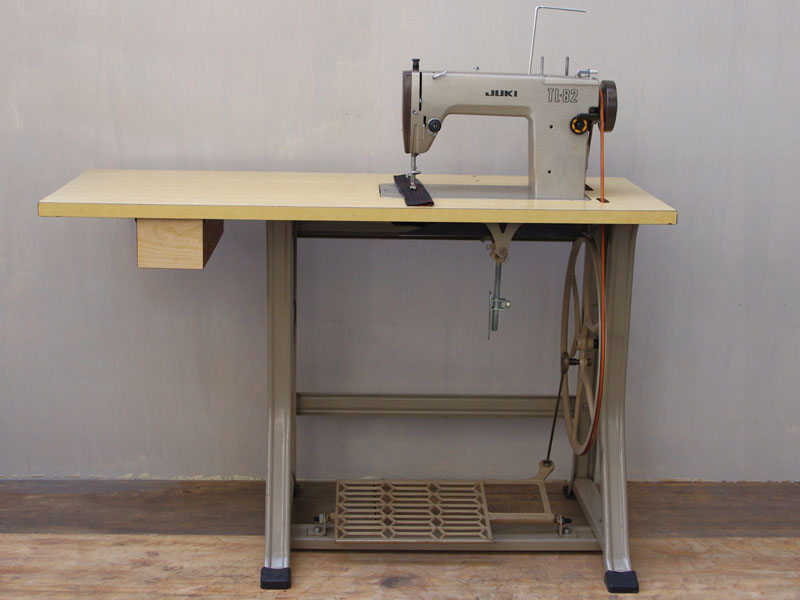 JUKI TL-82 ジューキ製職業用足踏みミシン 足踏みミシン・手回しミシン