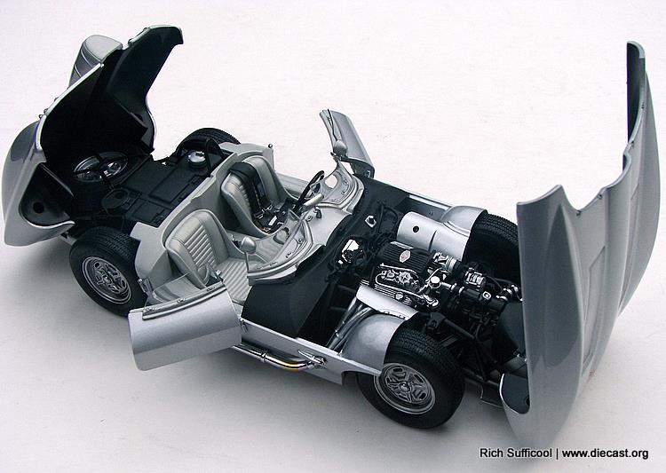 1:18 AUTOart Chevy Corvette ('59) Sting Ray Racer Concept Car
