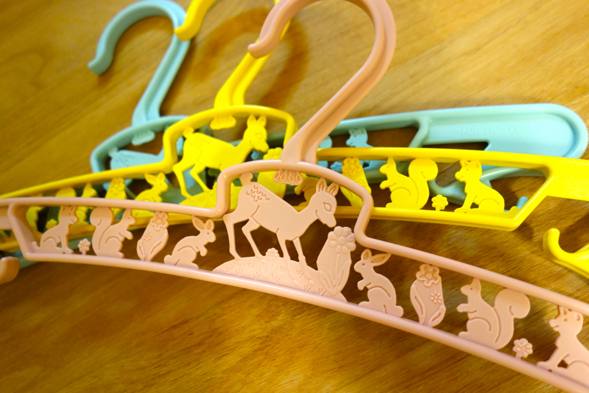 MOMO natural（モモナチュラル）の木製ハンガーラックが届いた