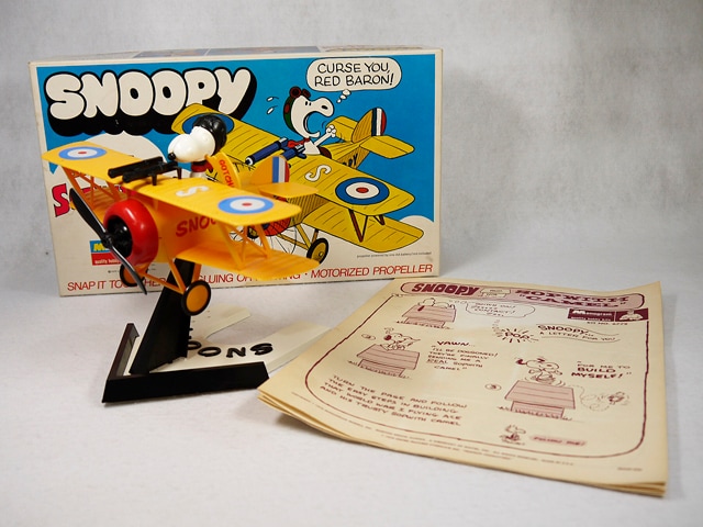 送料無料】 ビンテージ Monogram 70'スヌーピー “ Sopwith Camel