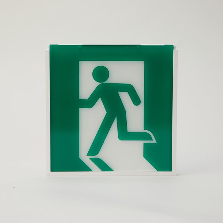 C級誘導灯用パネル 避難口 左向 FK10300 - パナソニック株式会社