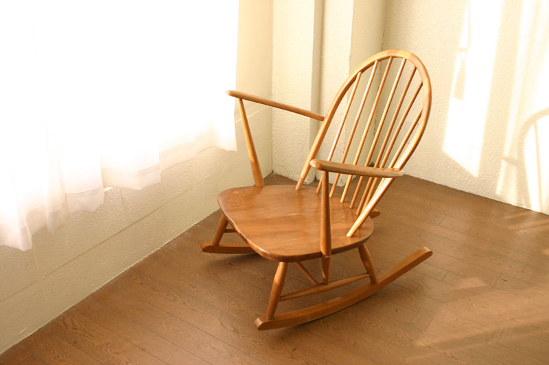 アーコールErcol ロッキングチェア ｜アンティーク家具・照明の専門店
