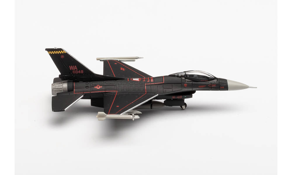 Herpa Wings F-16C アメリカ空軍 64sq ネリス空軍基地 「Wraith」 89