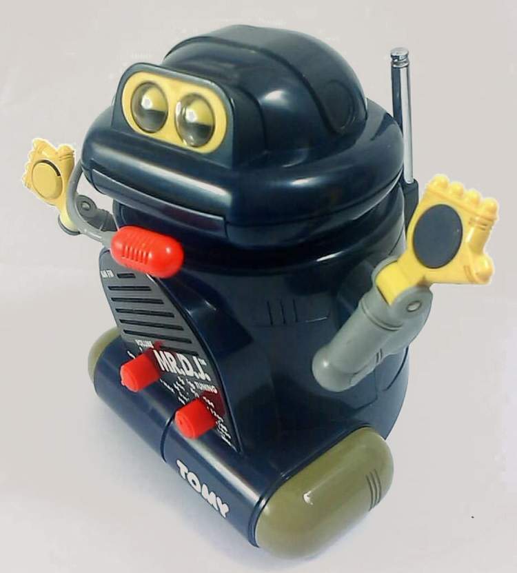 Mr D.J. Robot by Tomy - The Old Robot's Web Site