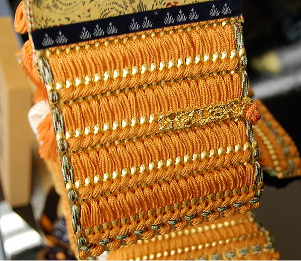 豊泉作 12号 緋縅 鎧飾｜五月人形・雛人形なら人形の和光