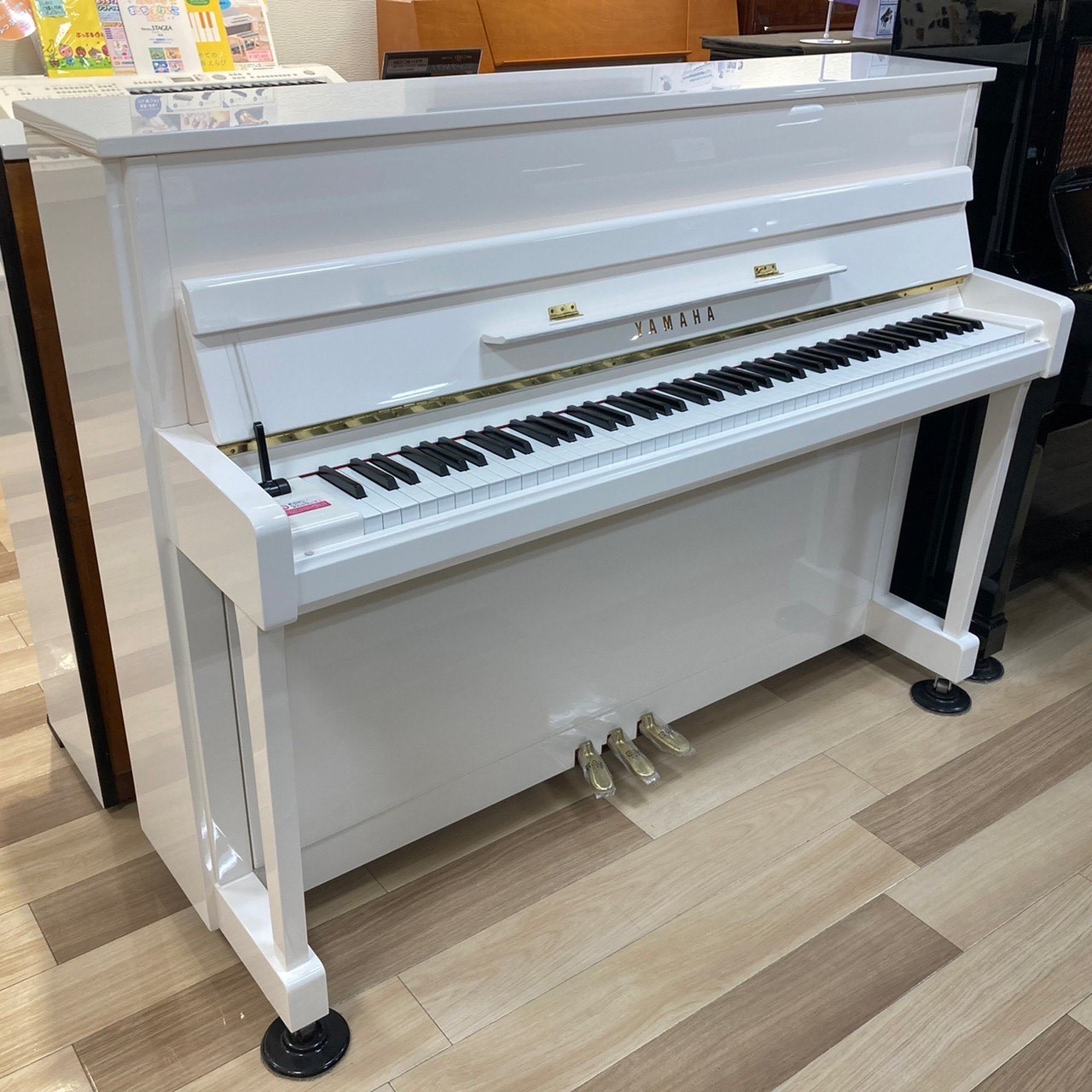 ☆展示品最終処分価格☆アップライトピアノ【ヤマハ／b113PWH】愛知