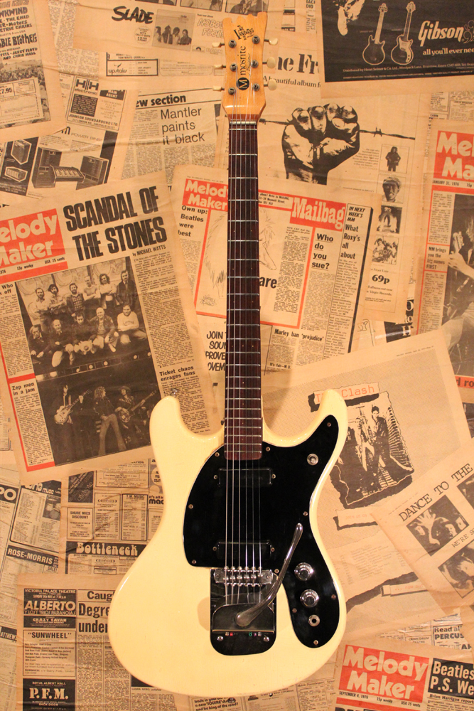 Mosrite 1965y[The Ventures Mark II[“White” | GUITAR TRADERS TOKYO