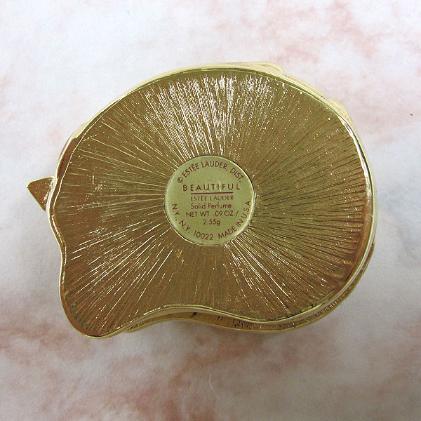 エスティ・ローダー 猫のコンパクト