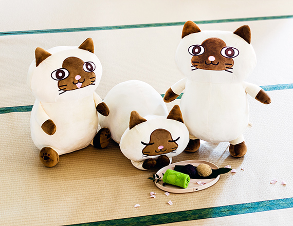 もっちもちな抱き心地♪ おふくちゃんの等身大ぬいぐるみができました