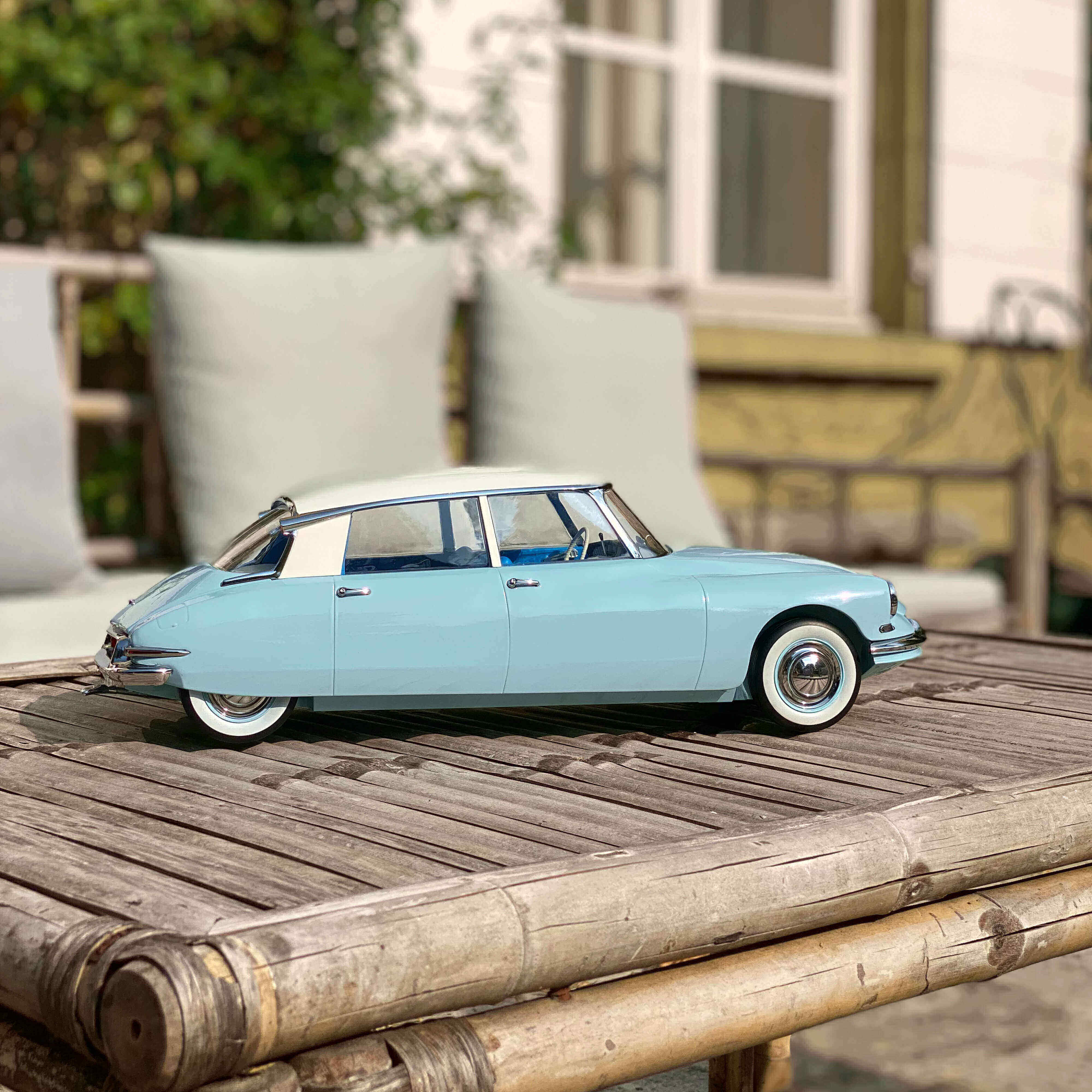 Citroën DS 19 1959 Blue Nuage&White Carrare 1:12 – Norev