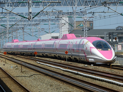 山陽新幹線で500系『ハローキティ新幹線』の運行を開始 | Railway