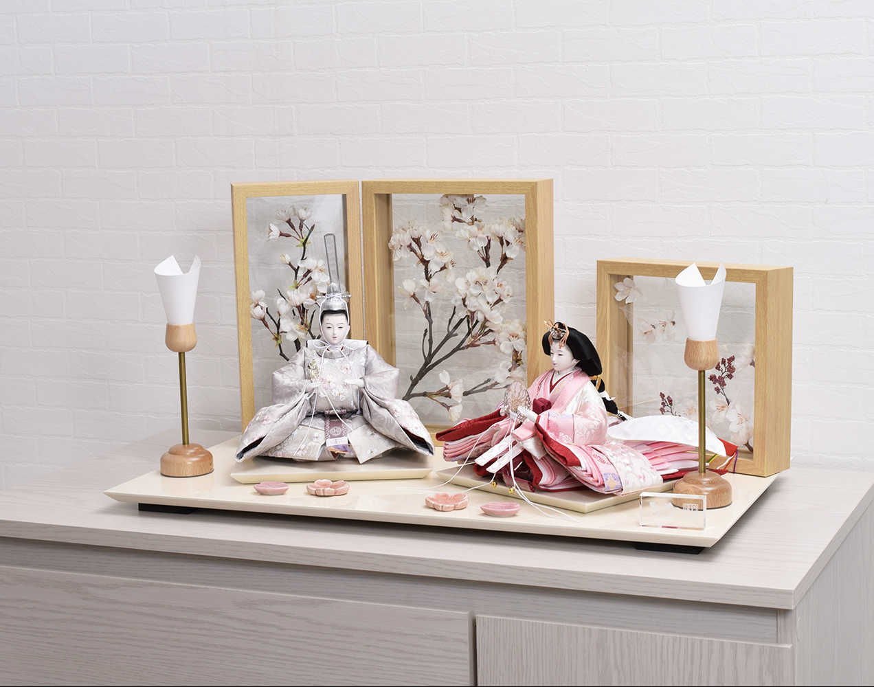 鈴為のひな人形｜雛人形｜五月人形｜羽子板｜破魔弓｜盆提灯｜おしゃれ