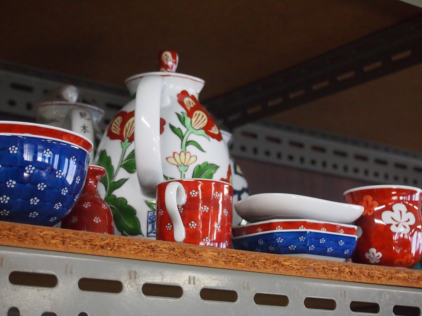 海外でも人気の源右衛門窯｜有田焼