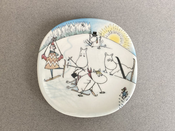 Moomin Wall Plate - On Slippery Ice - Ski Slope - Jump Slope