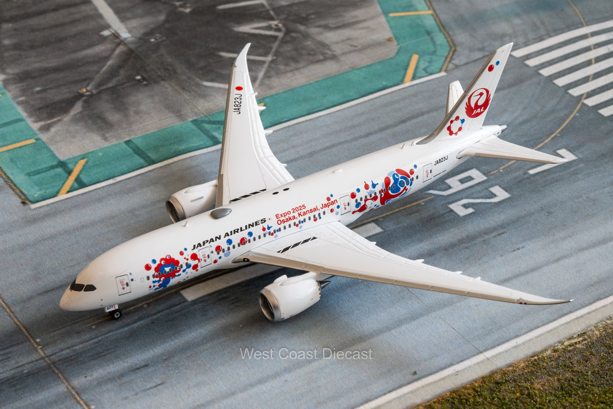 Phoenix Models Japan Airlines Boeing 787-8 Dreamliner “MyakuMyaku