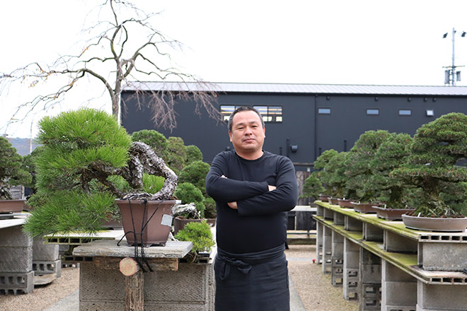 ニュートラルな気持ちで「今」盆栽に向き合う「中西珍松園」 | 高松盆栽