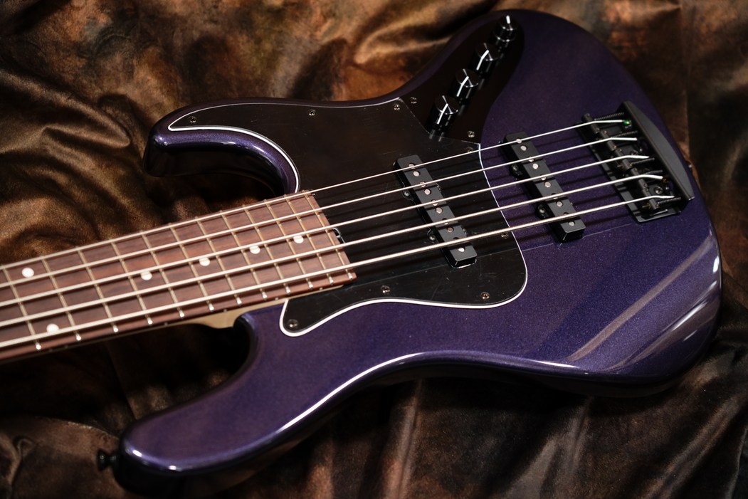 Kikuchi Guitars Hermes RV5 Limited Edition Dark Purple Metallic