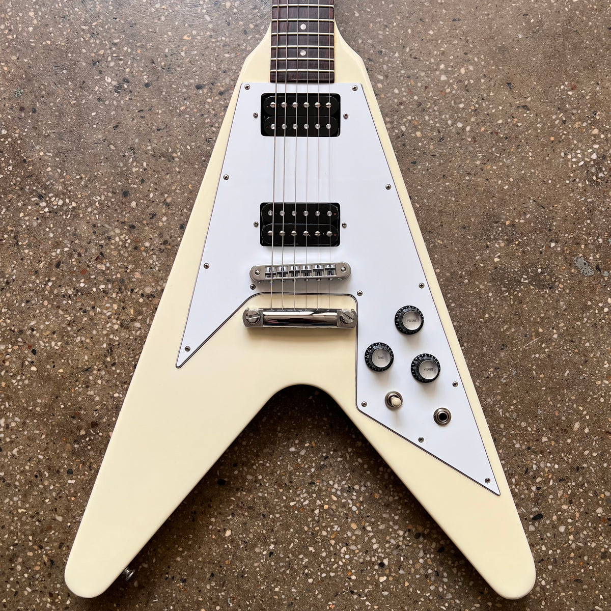 Gibson USA '67 Flying V 1991 - Classic White | Tone Wolf