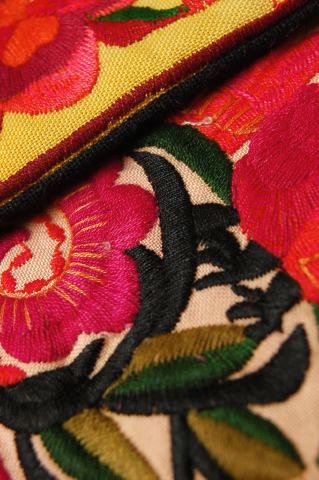 楽天市場】タイ 民族刺繍 ヤオ族クッションカバー 花鳥 プレゼント