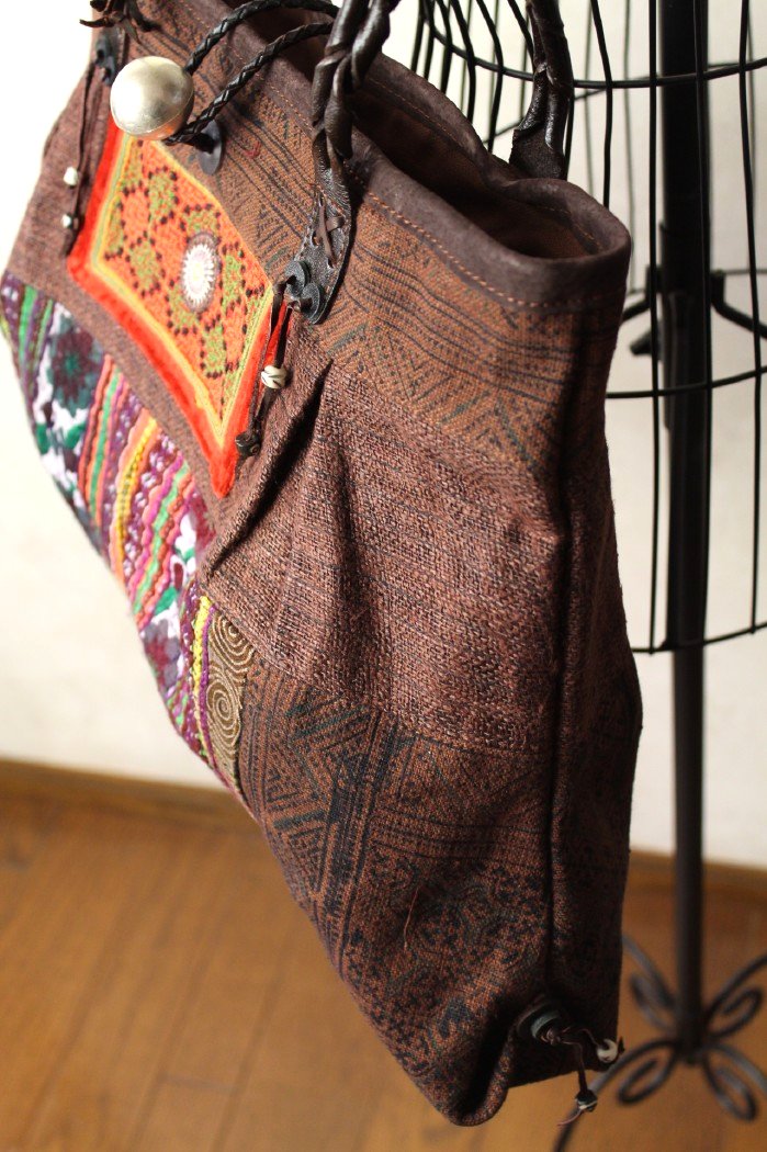 楽天市場】プライスダウン！タイ モン族 ヤオ族刺繍アップリケ 本革