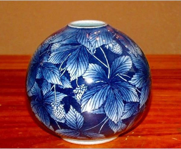 ⬇️辻修窯 ⭐︎ コスモスがいっぱい 秋桜 有田焼 ⬇️辻修窯