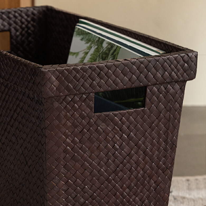 楽天市場】パンダンで出来たアジアン マガジンラック 2色展開 収納