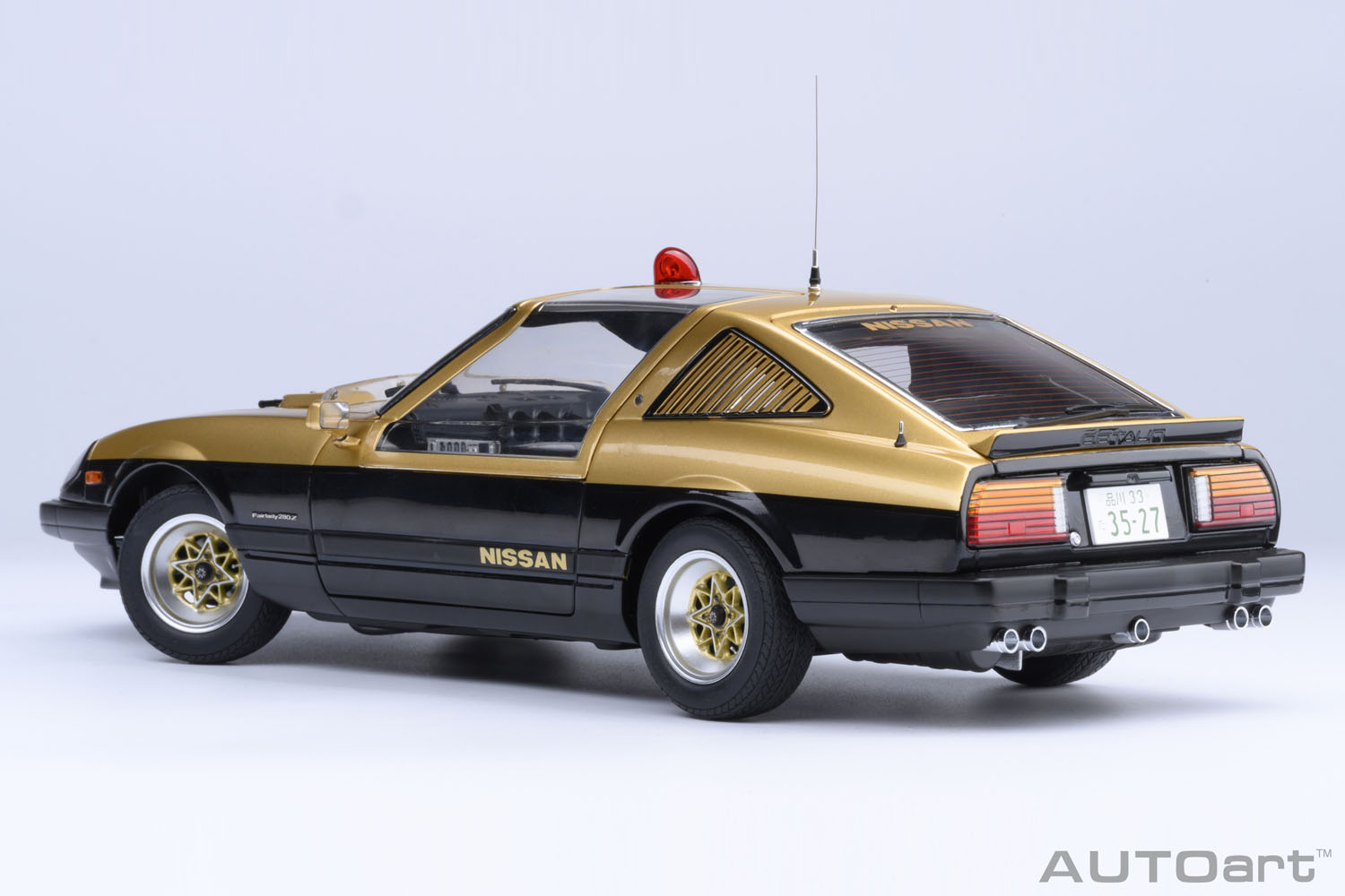 楽天市場】AUTOart オートアート 1/18 ミニカー コンポジットダイ