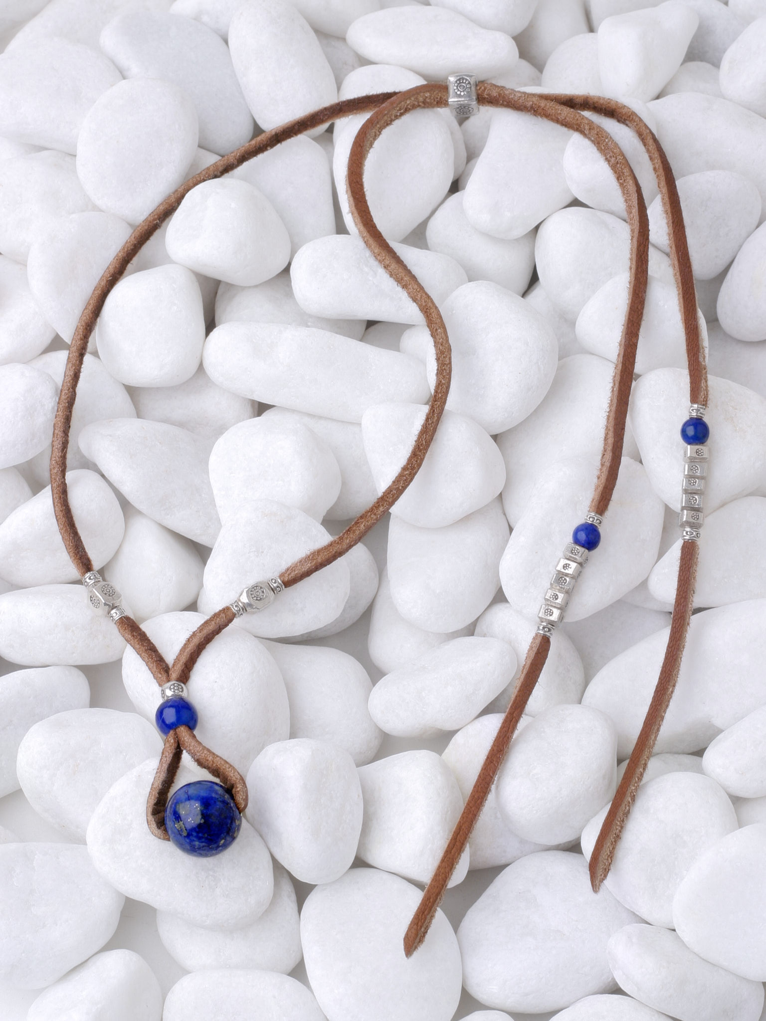 楽天市場】カレン 族 シルバー ビーズ フェルメールを虜にした青