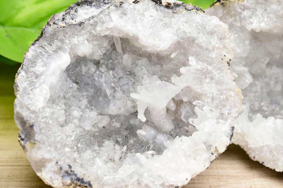 楽天市場】◇蛍光ジオード◇ トランカスジオード 晶洞 蛍光 □現物画像