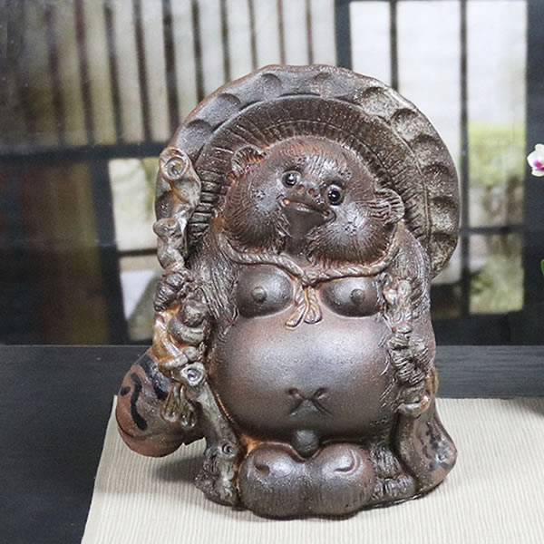 信楽焼 狸庵作 女将狸 置物 陶器 伝統工芸 木箱箱love&peace 信楽焼 狸庵作 女将狸 置物 陶器 伝統工芸 木箱箱love&peace様専用