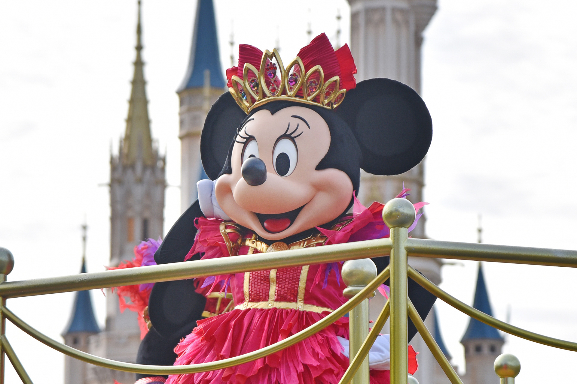 ミニーが主役の「トータリー・ミニーマウス」開催中。大人気イベントの