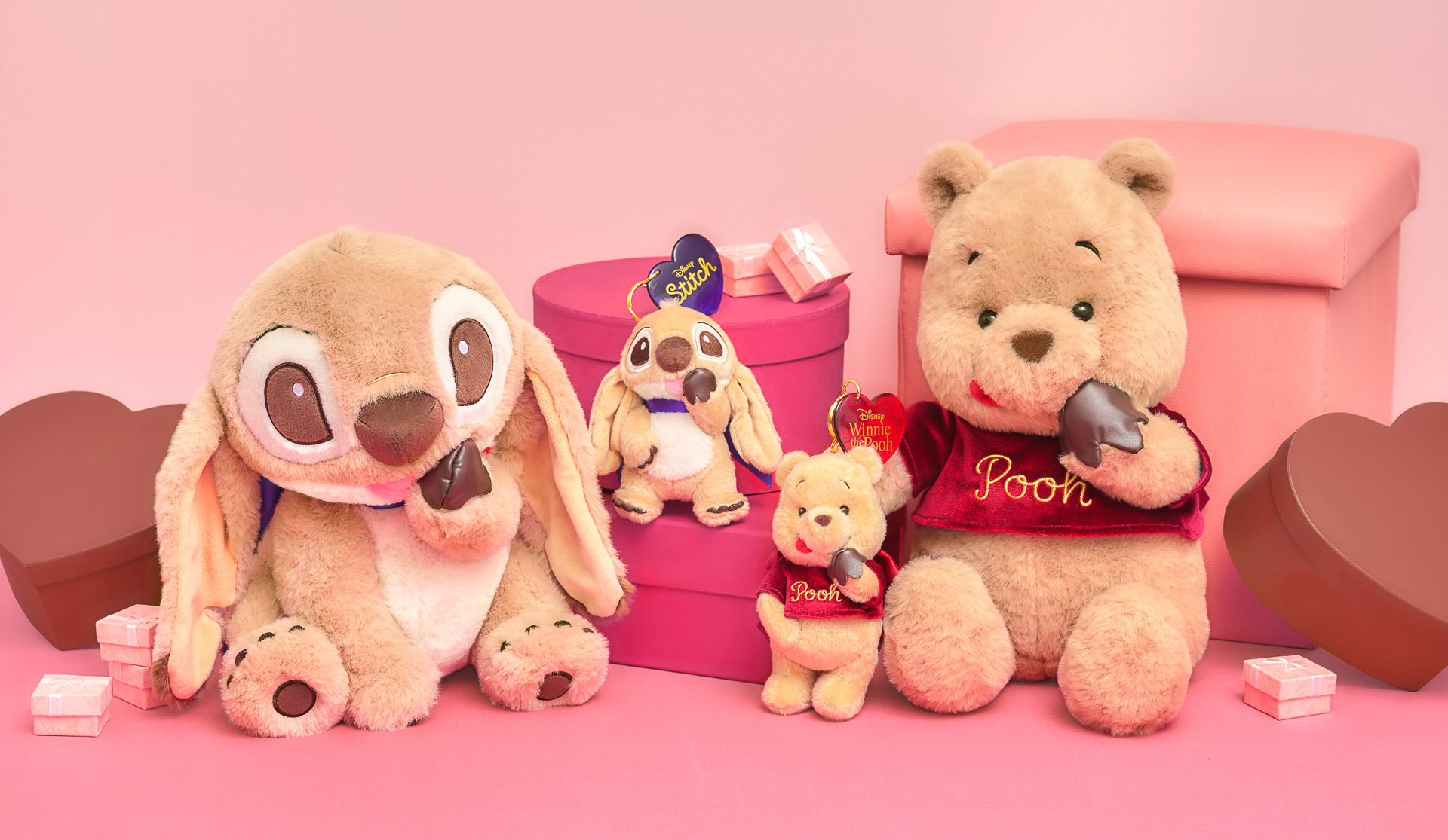 チョコカラー＆ぺろっと舌出しプーさんとスティッチ。ディズニーストア