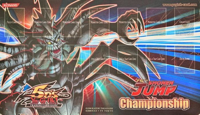 状態B〕プレイマット『トラゴエディア(SJCS75th)』【-】{-}《プレイ