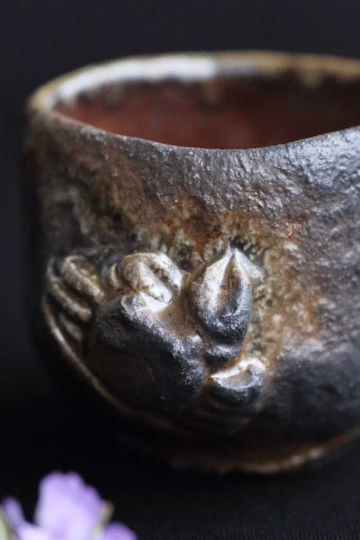 大森宏明 蟹ぐい吞み 手びねり備前焼酒器 仁堂窯 登り窯焼成 細工もの