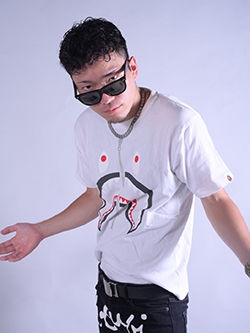 インストラクター じゅんぺいtheグレートのご紹介 - クラウドナイン