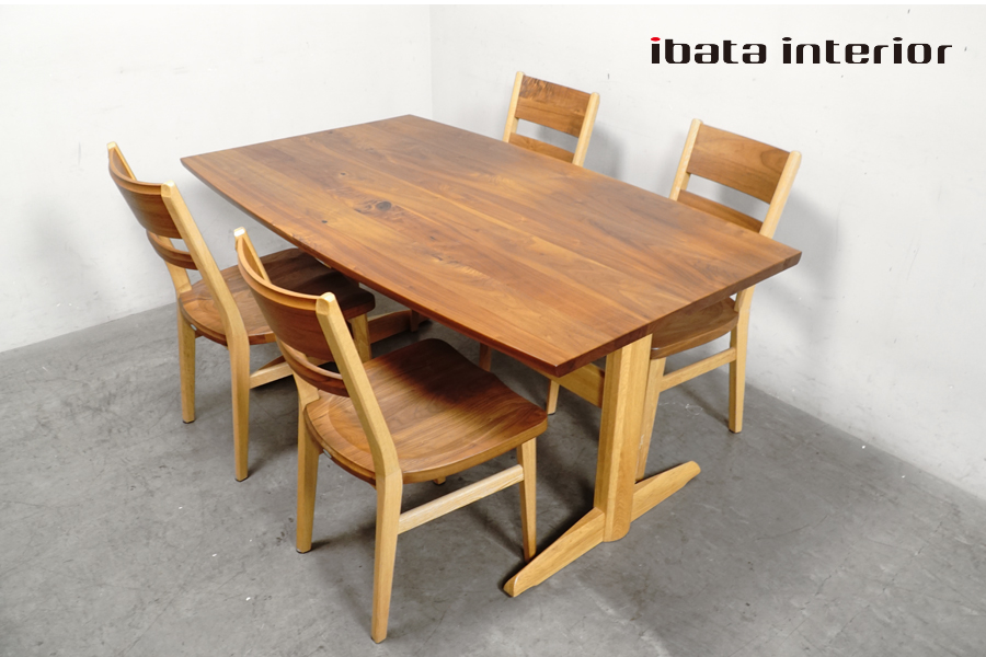 飛騨産業キツツキ 森のことば 食器棚カップボード買取のアドア東京