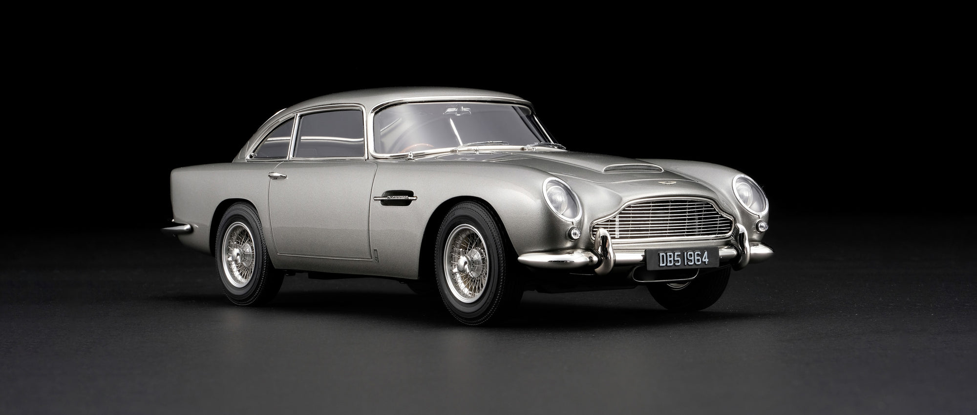 アストンマーティン DB5 ヴァンテージ – Amalgam Collection