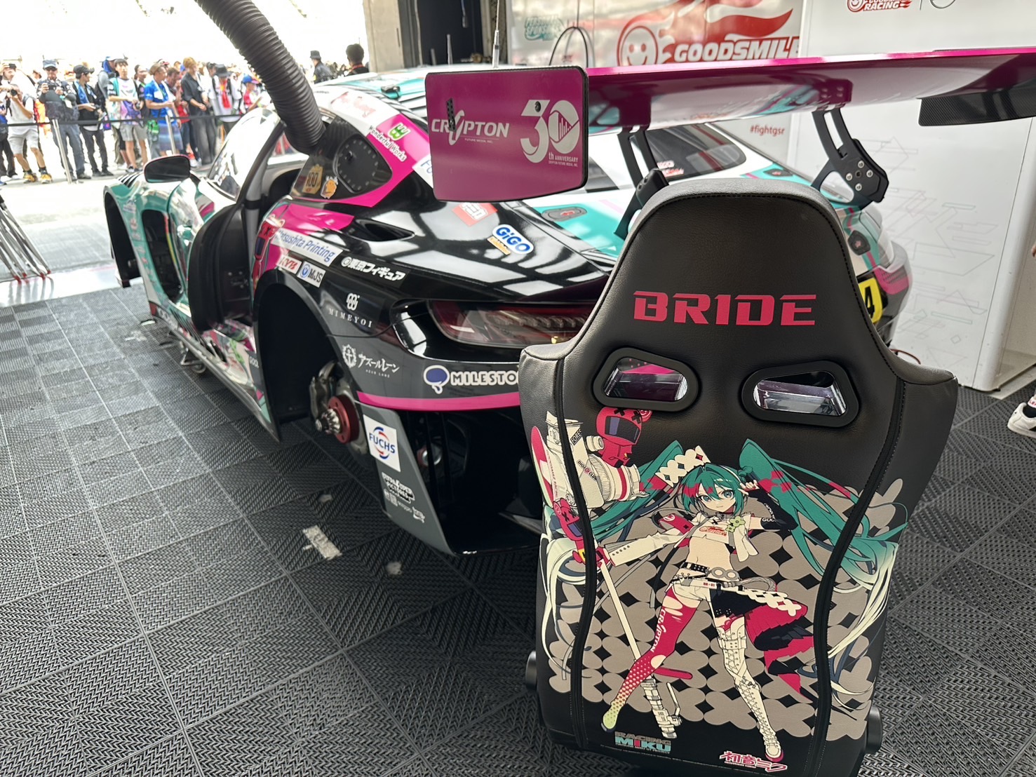 BRIDE×レーシングミク 最新モデル「ERGOSTER RACING MIKU 2025 Ver
