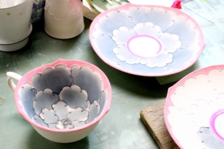 プラチナ牡丹・金牡丹 | 有田焼の専門店なら三光堂