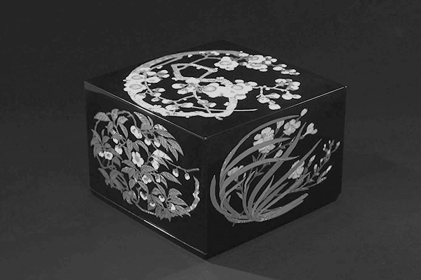 高岡漆器 螺鈿師 武蔵川 剛嗣 | 明日への扉 by アットホーム