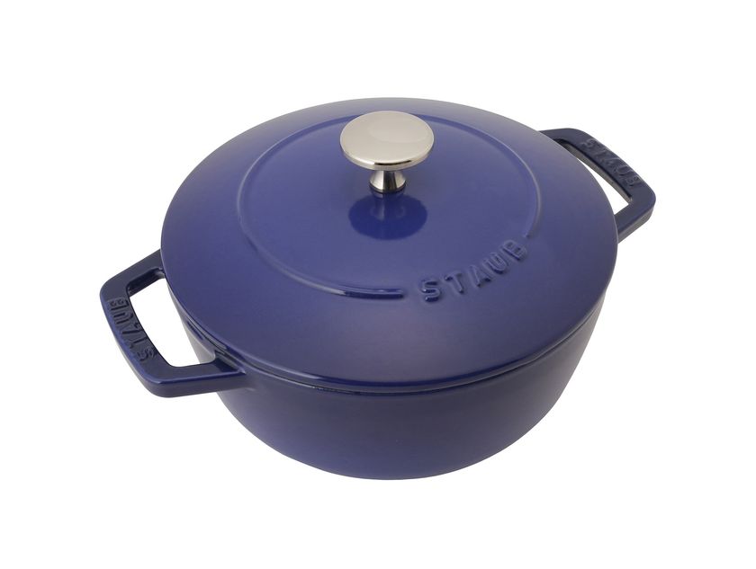 仏鋳物ホーロー鍋「ストウブ」が 日本での人気カラー『ロイヤルブルー