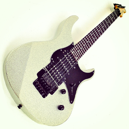 Yamaha Pacifica 821 | Specifications