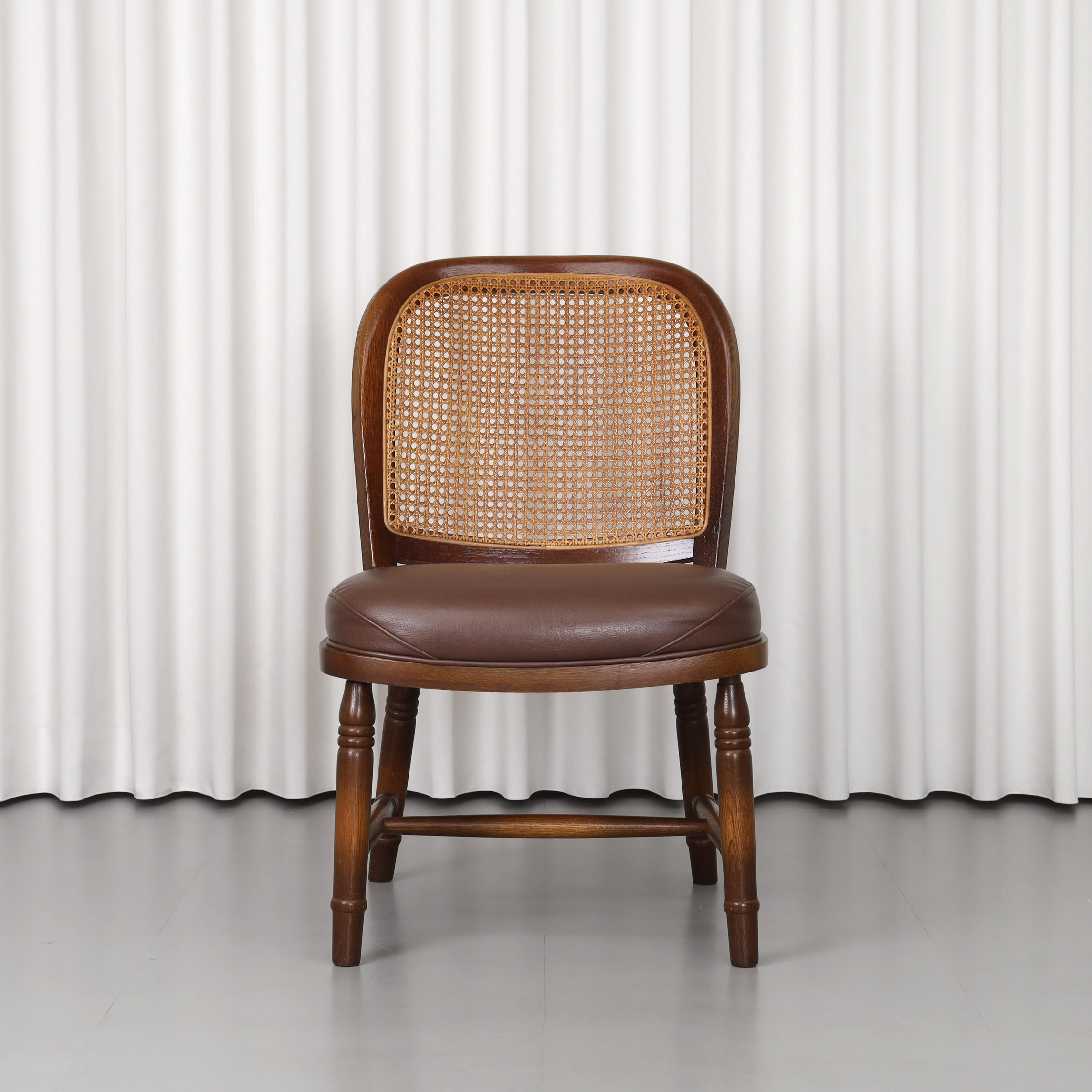 キツツキマーク(飛騨産業) ソファ・椅子張り替え実例カタログ｜ReChair