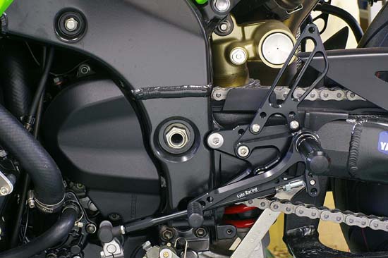 06 ZX10R BACK STEP KIT
