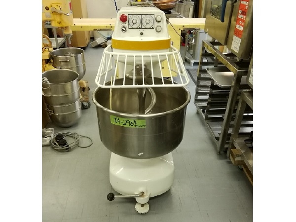 中古スパイラルミキサーの展示 | 高品質なミキサーをお得に購入