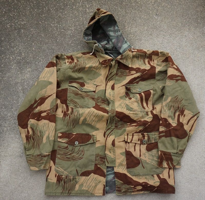 パキスタン軍? ブラッシュパターン+リザードパターン迷彩リバーシブル