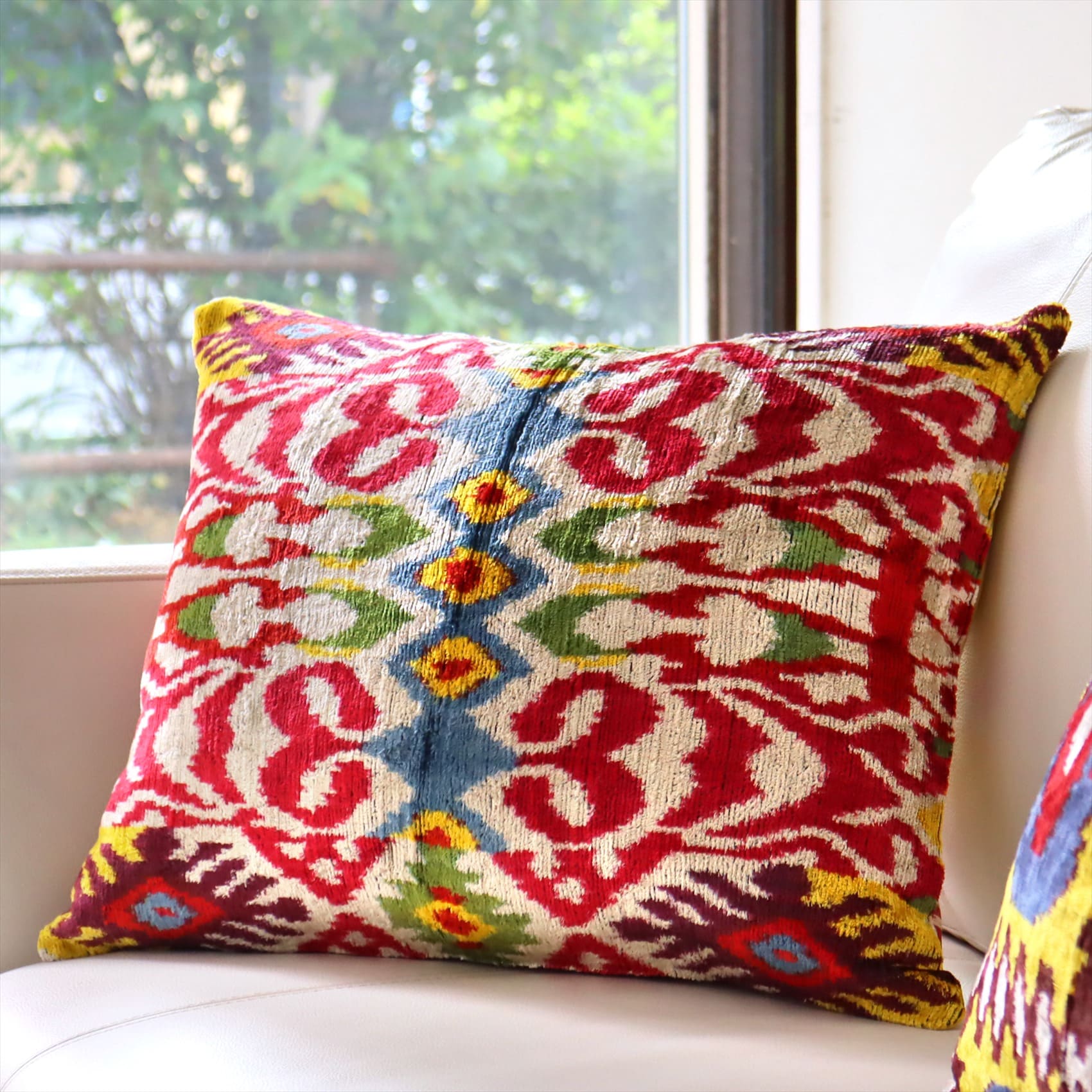 アトラス(イカット・絣) クッションカバー ウズベキスタン 横長