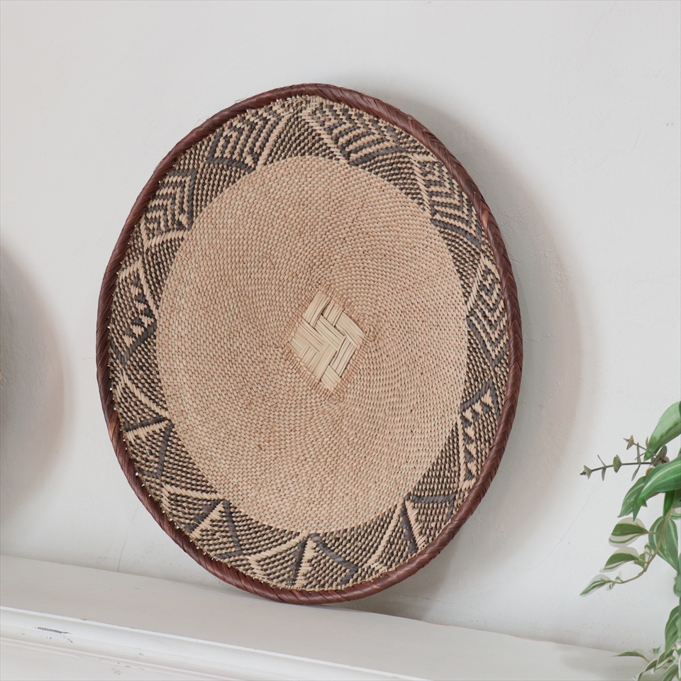 ジンバブエ ヤシの繊維で編んだバスケット 直径41cm Zimbabwe Binga