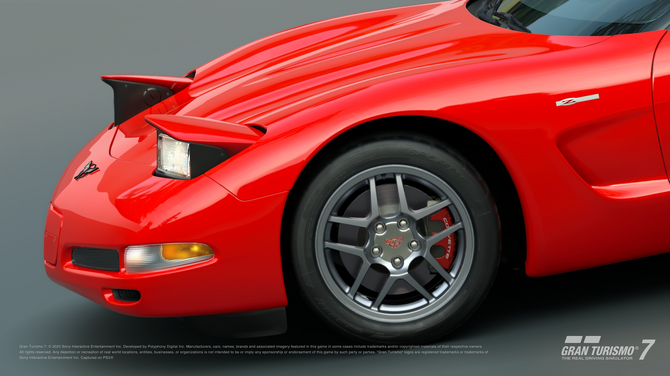 世界最速の量産車”でもあった5代目コルベットも参戦！フェラーリから